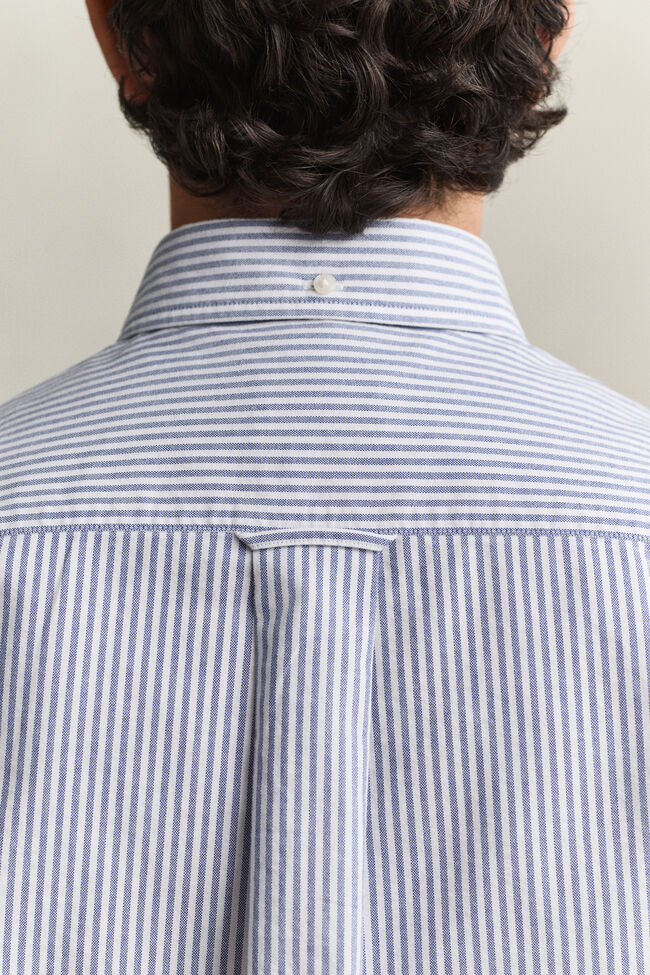 Camisa Oxford cl&aacute;sica de rayas finas