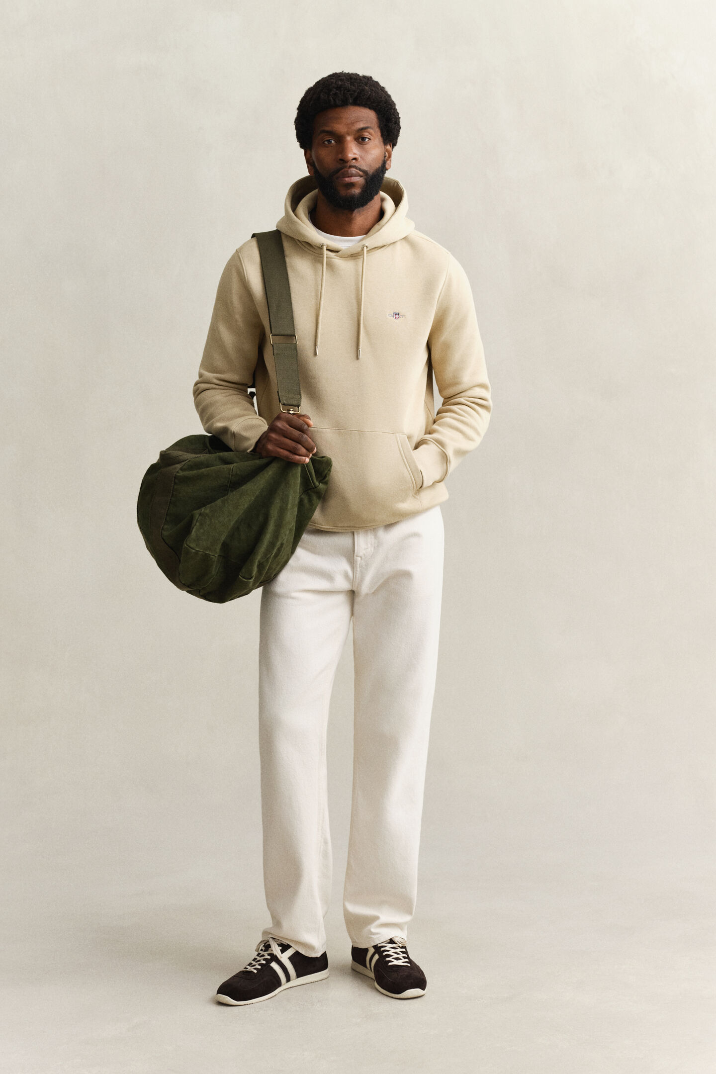 Sudadera con capucha Shield