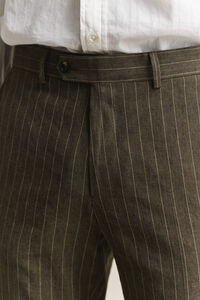 Pantalones de traje de raya diplom&aacute;tica