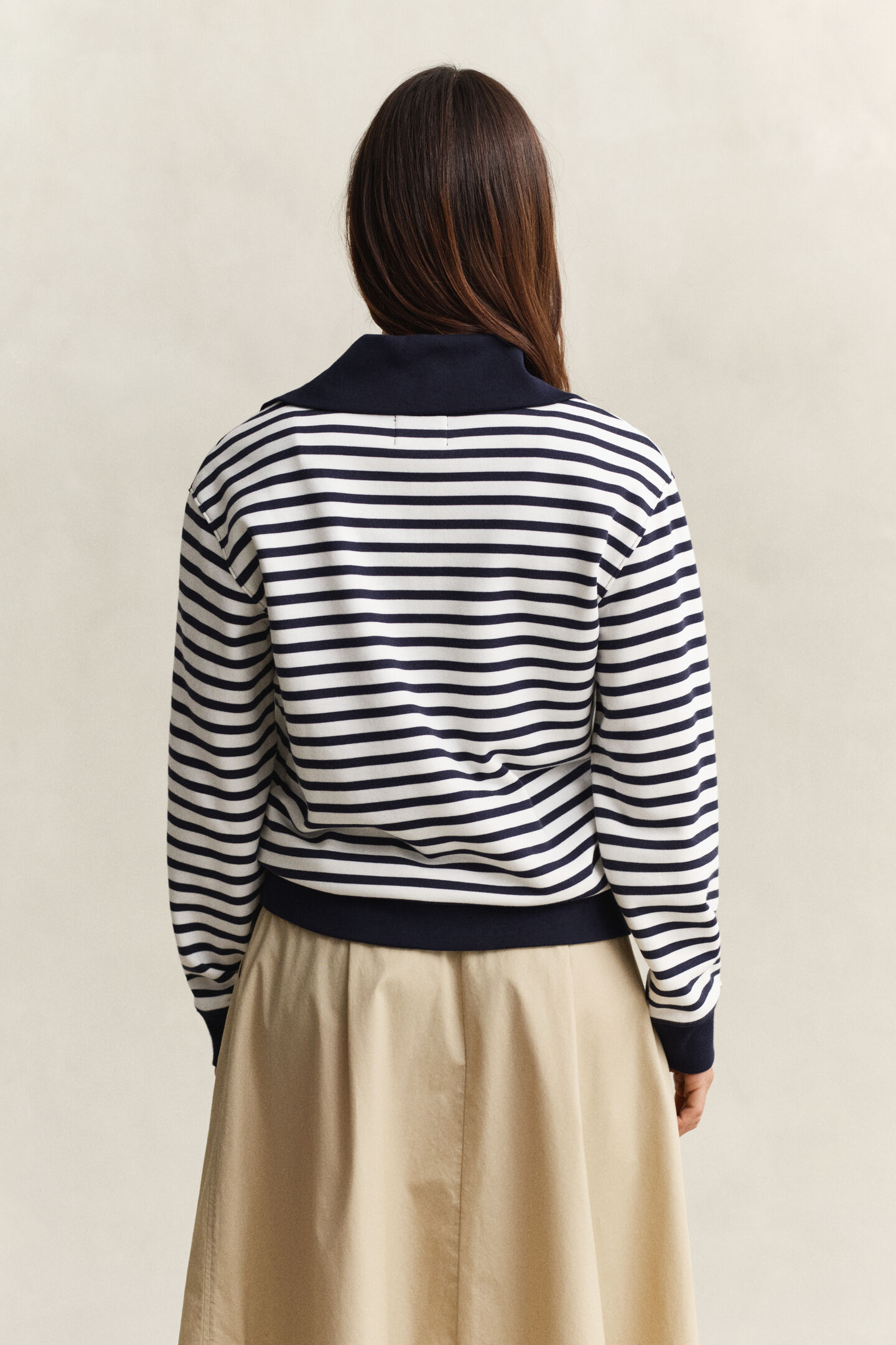 Sudadera de rayas con media cremallera