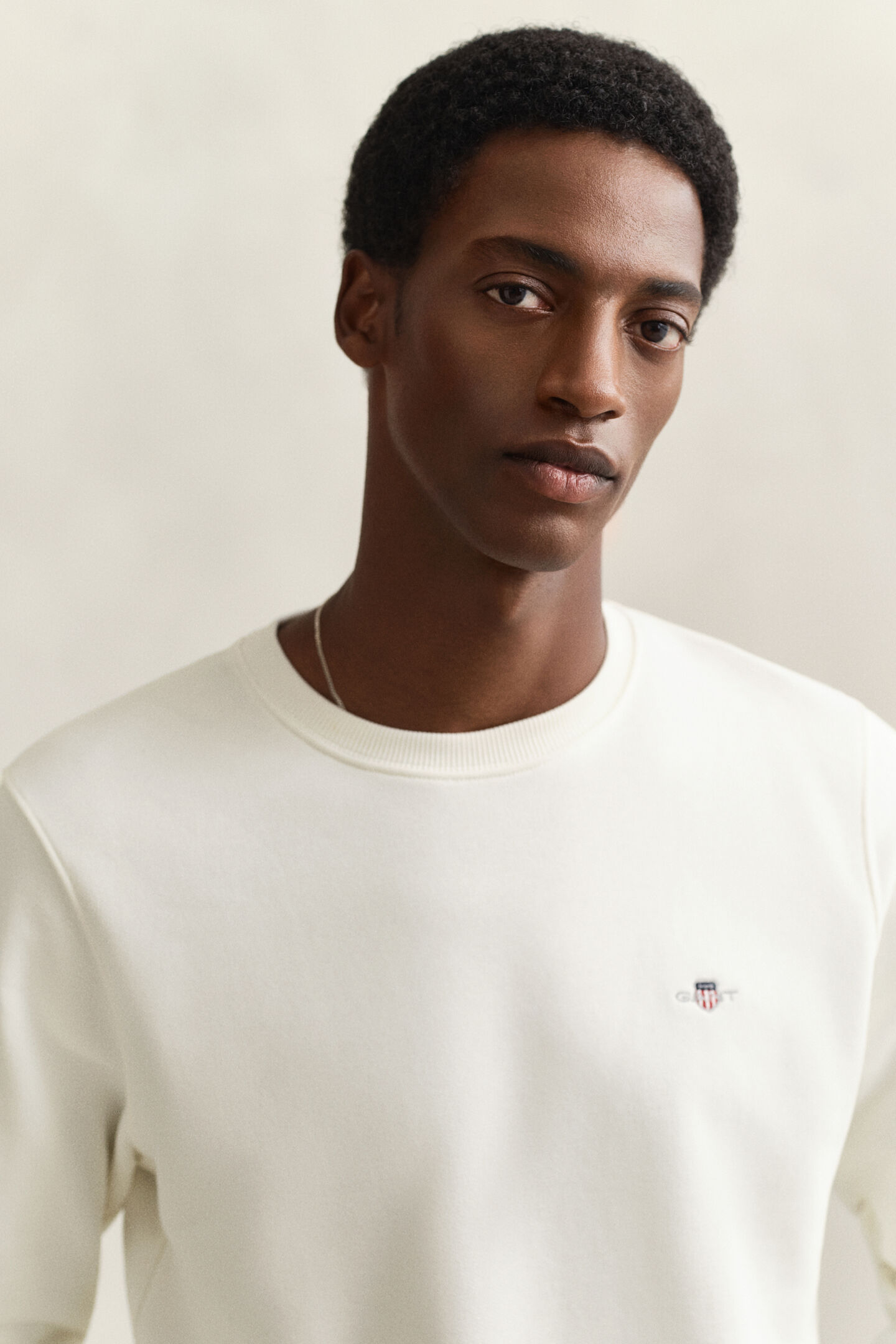 Sudadera Shield de cuello redondo
