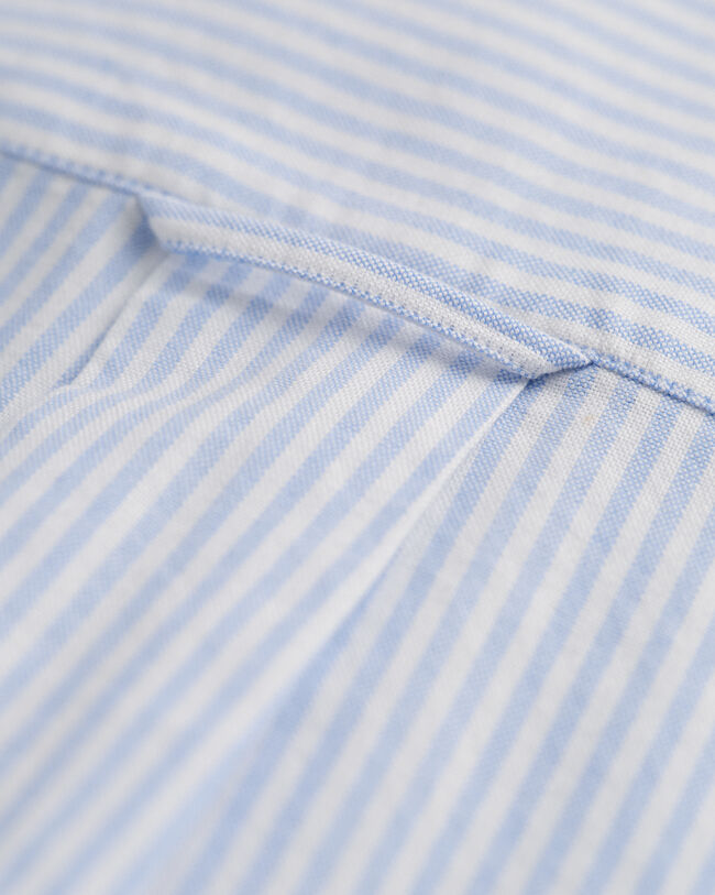 Camisa Oxford cl&aacute;sica de rayas finas