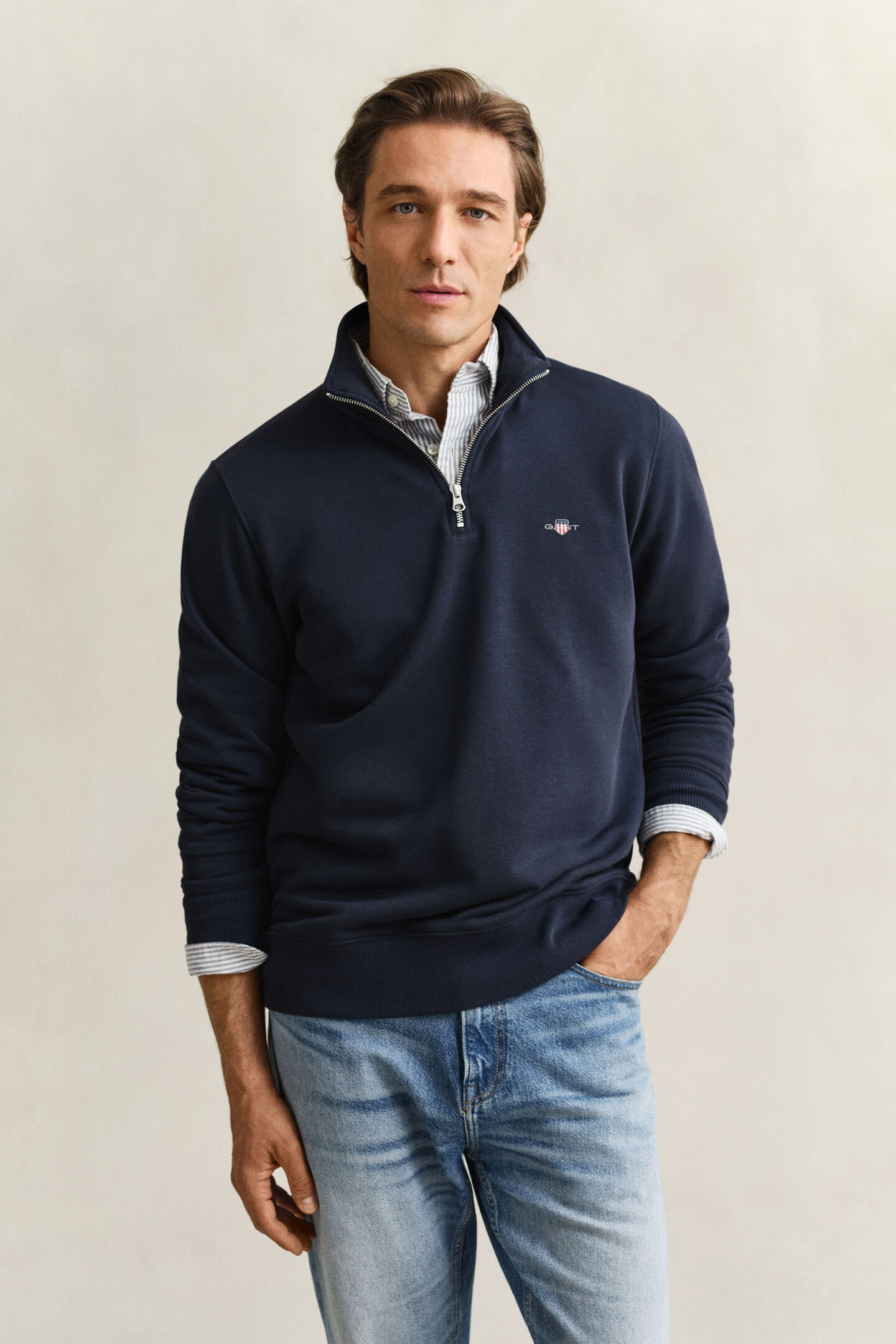 Sudadera Shield con media cremallera