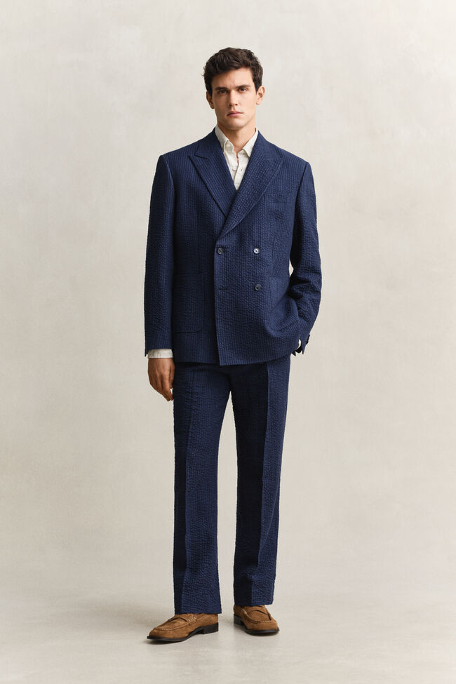 Pantalones de traje en sirsaca a&ntilde;il