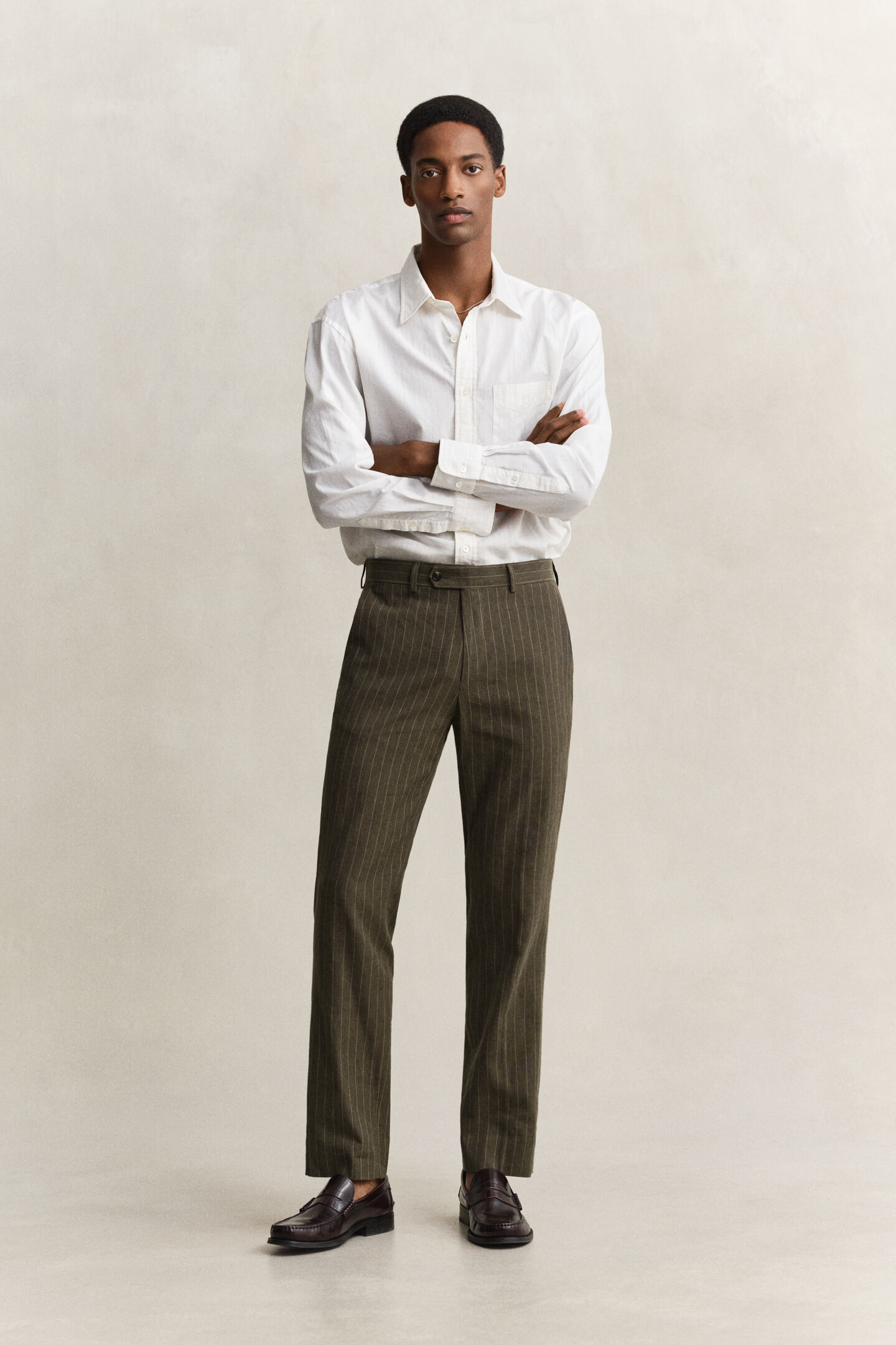 Pantalones de traje de raya diplom&aacute;tica