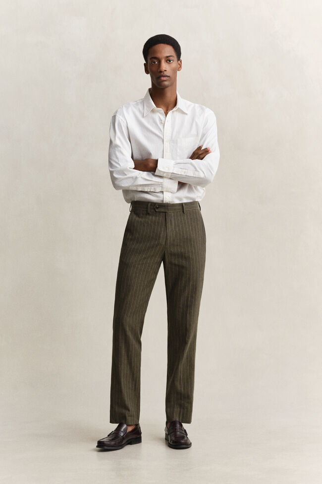Pantalones de traje de raya diplom&aacute;tica